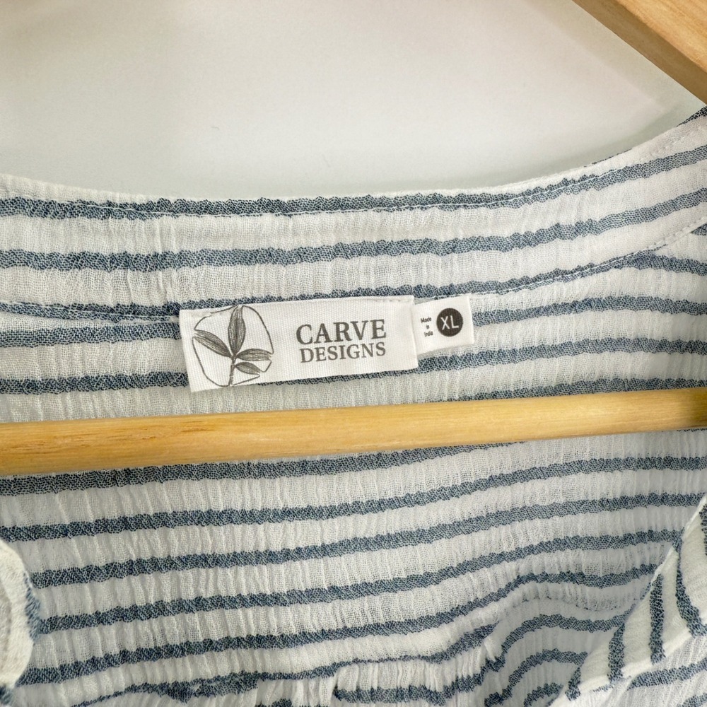 Carve Designs Lightweight Striped Top, Perfect for summer beach & lake evenings! - Picture 4 of 11